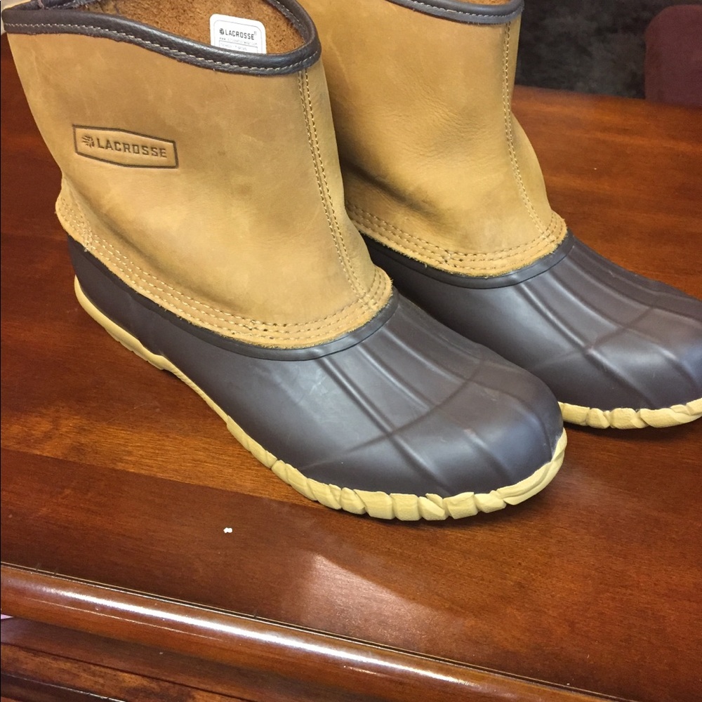 MENS LACROSSE BOOTS, SIZE 12